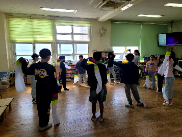 찾아오는 진로체험 학습